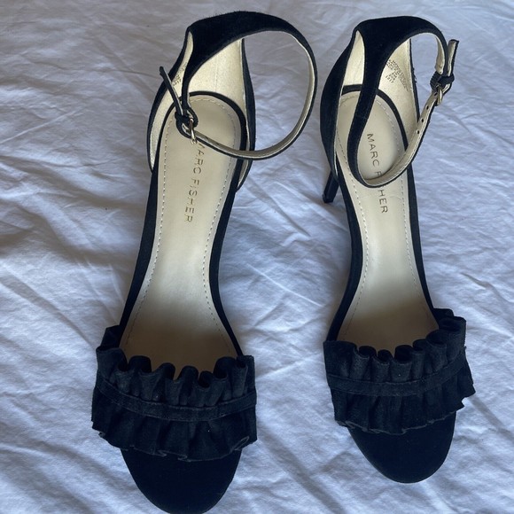 Marc Fisher Shoes - Marc Fisher Womens Balyda Elegent black heals. SIZE 8